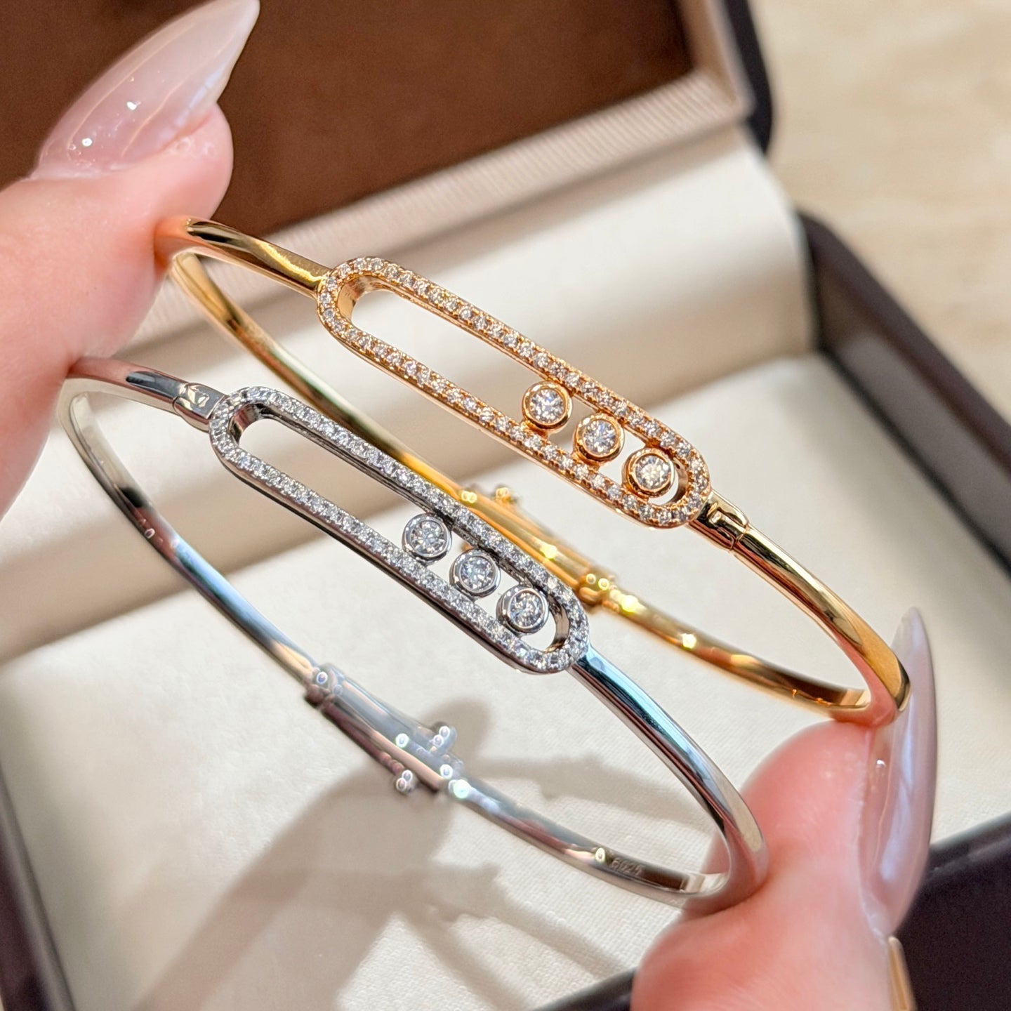 [Mysitc] Move Pavé Diamond Bangle Bracelet M
