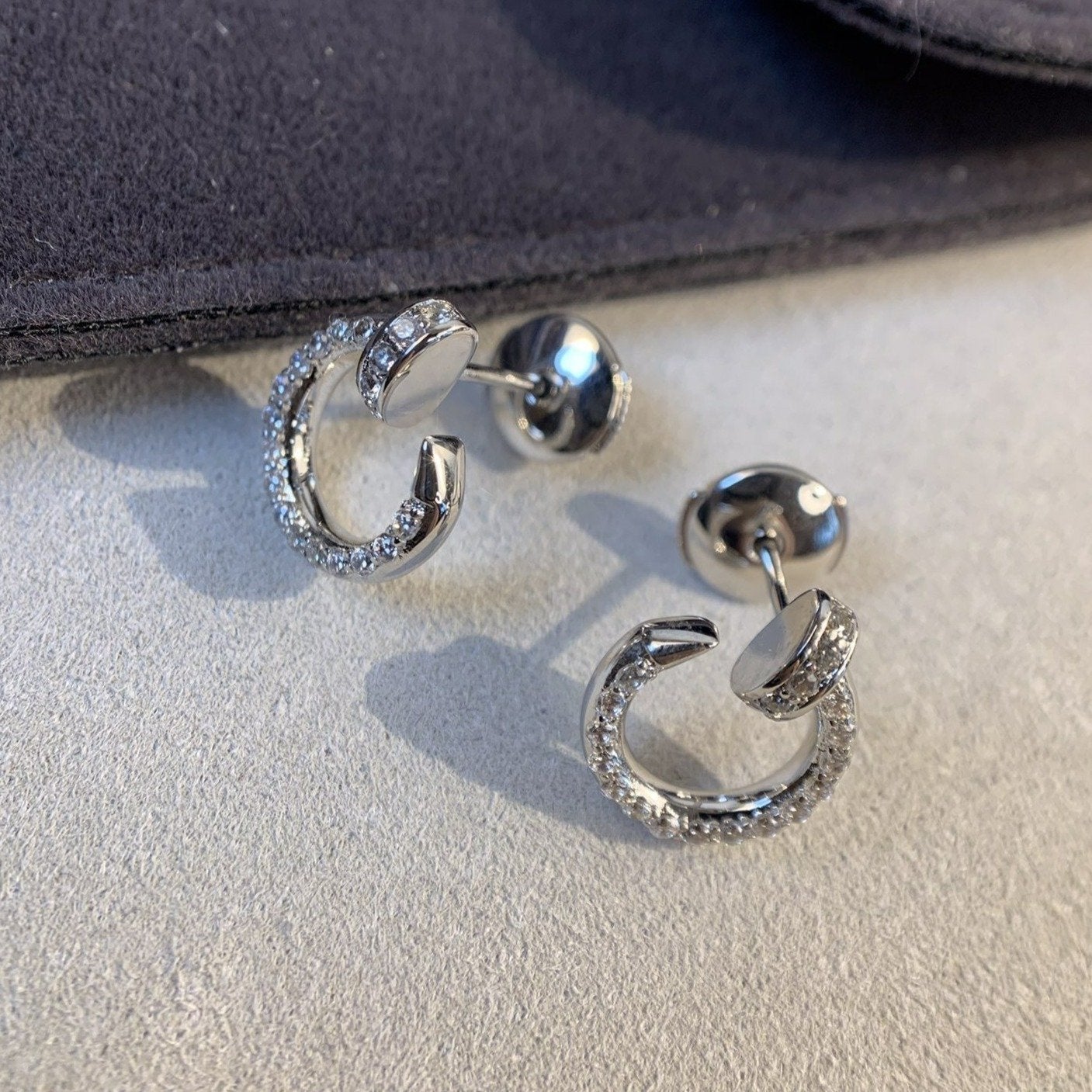 [Mystic]JUSTE EARRINGS SILVER DIAMONDS