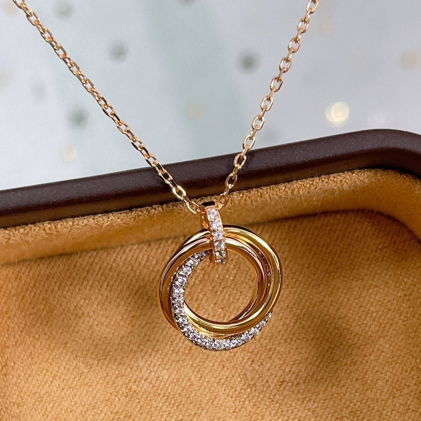 [Mystic]TRINITY NECKLACE SILVER GOLD PINK GOLD DIAMONDS