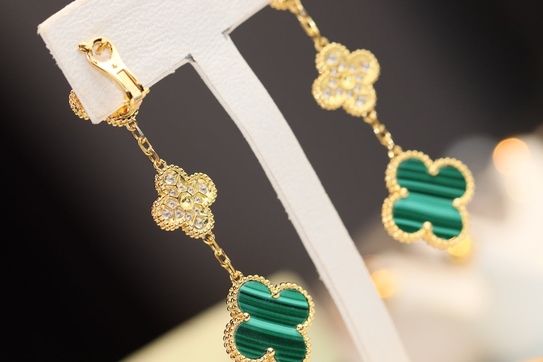[Mystic]CLOVER EARRINGS GOLD MALACHITE DIAMOND 3 MOTIF