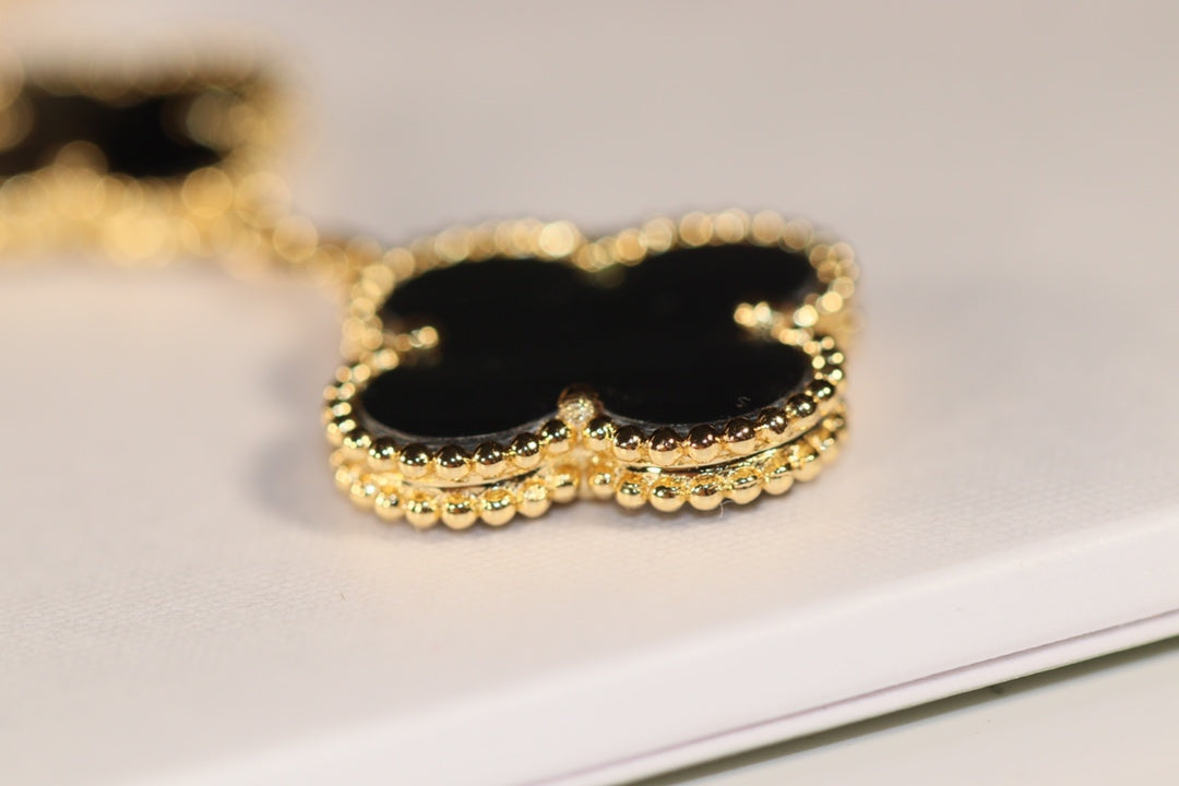 [Mystic Crown]CLOVER EARRINGS GOLD ONYX MOP 3 MOTIF