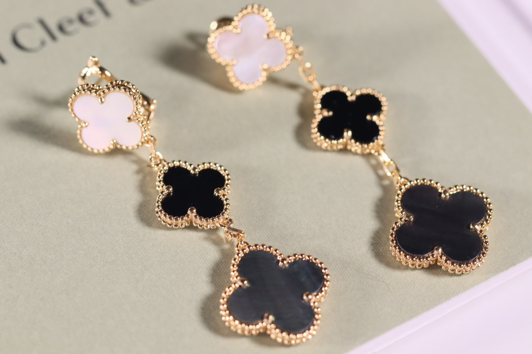 [Mystic Crown]CLOVER EARRINGS GOLD ONYX MOP 3 MOTIF