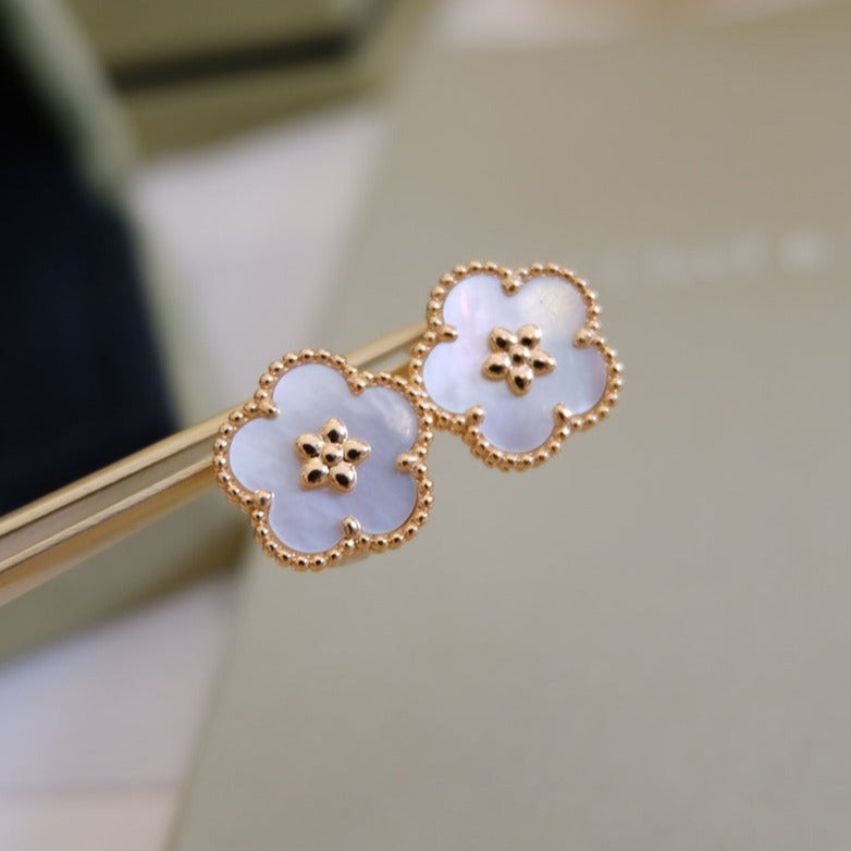 [Mystic]LUCKY PINK GOLD WHITE MOP EARRINGS