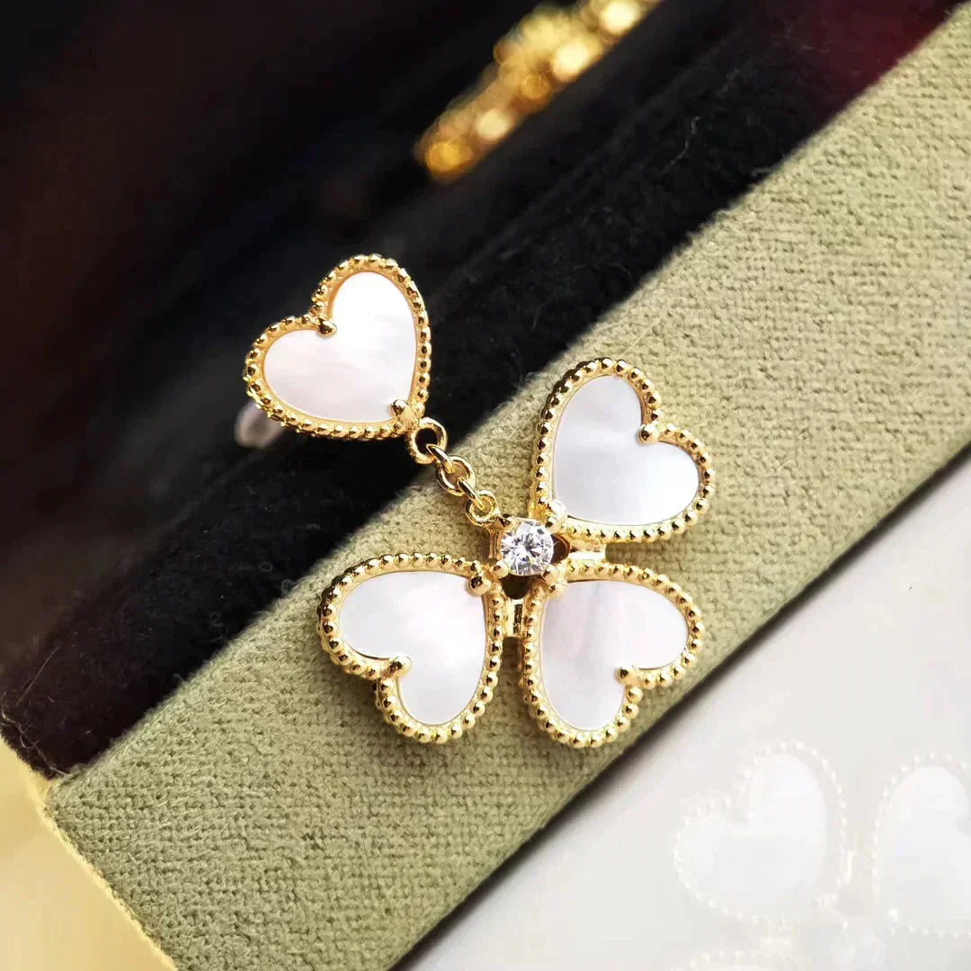 [Mystic]CLOVER SWEET WHITE MOP EARRINGS