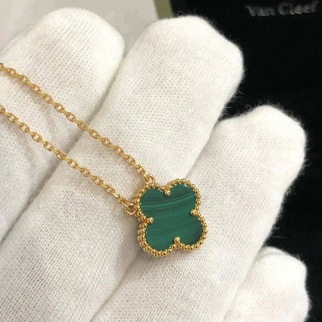 [Mystic]CLOVER 15MM MALACHITE SINGLE FLOWER  NECKLACE