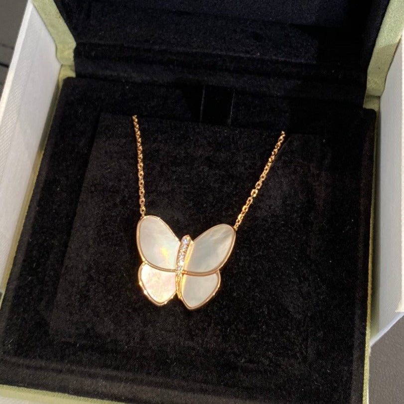 [Mystic]BUTTERFLY GOLD MOP DIAMOND NECKLACE