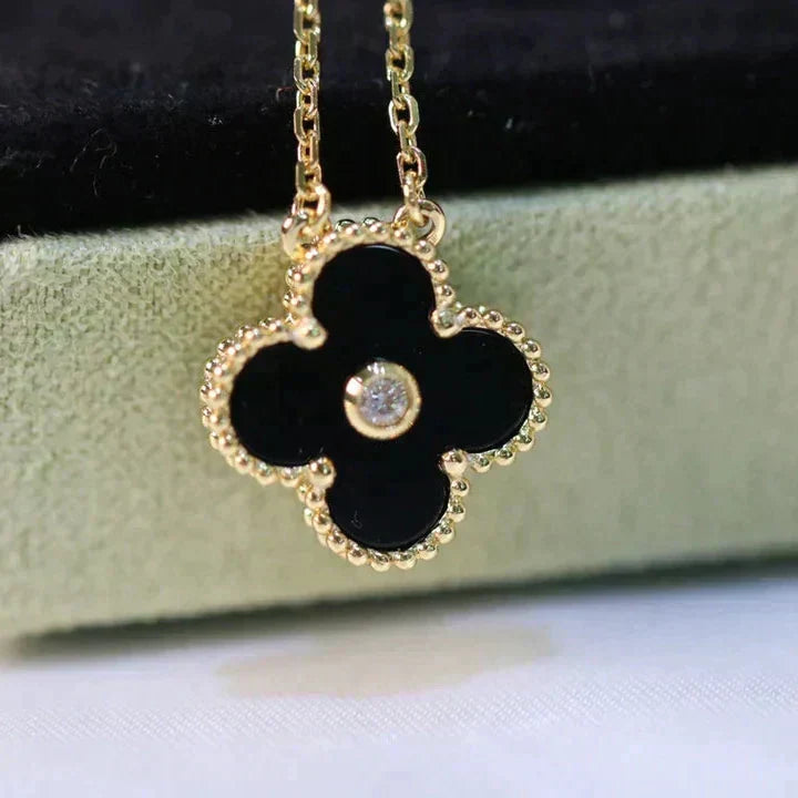 [Mystic]CLOVER 15MM DIAMOND ONYX NECKLACE