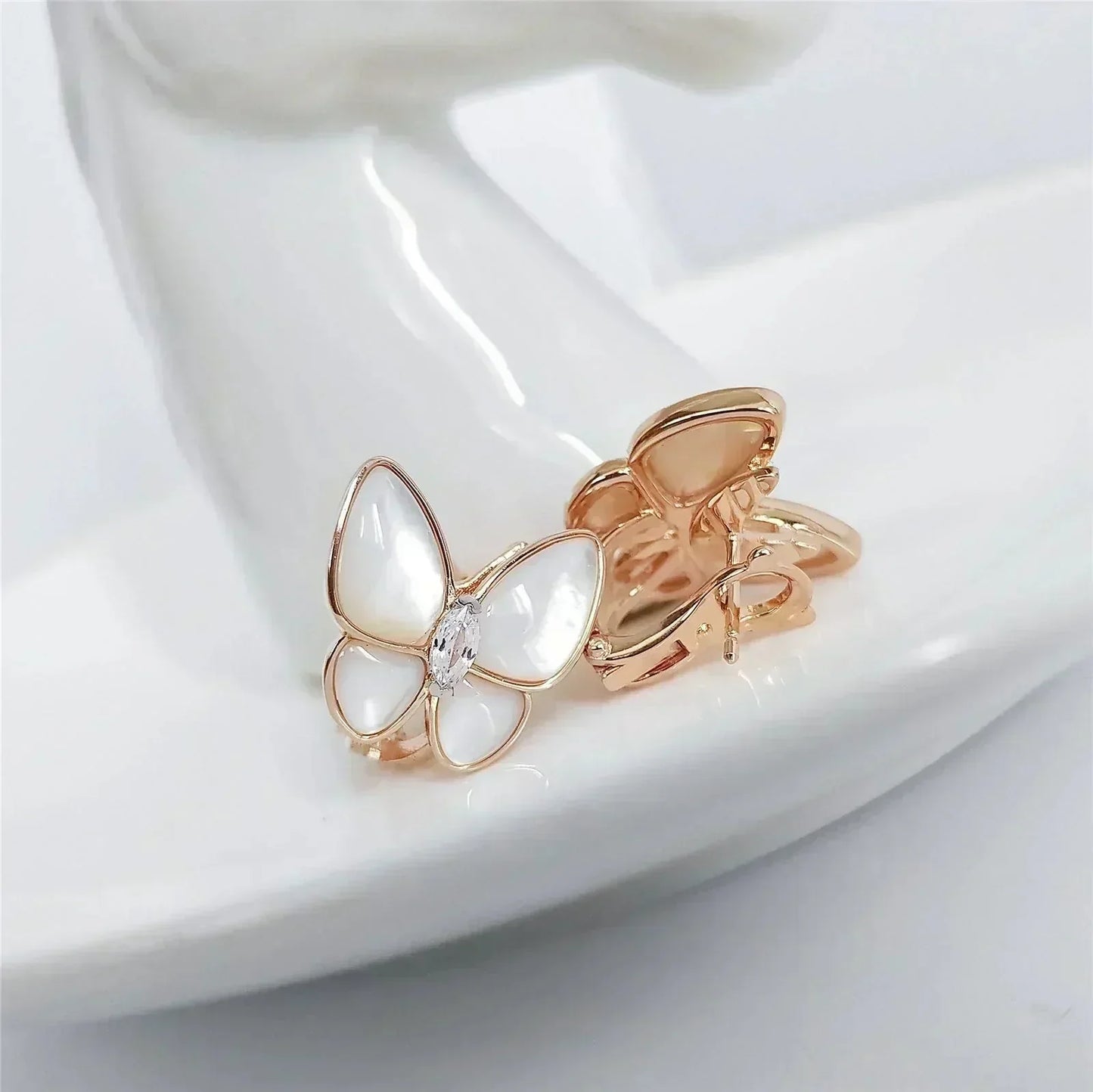 [Mystic]BUTTERFLY MOP DIAMOND EARRINGS