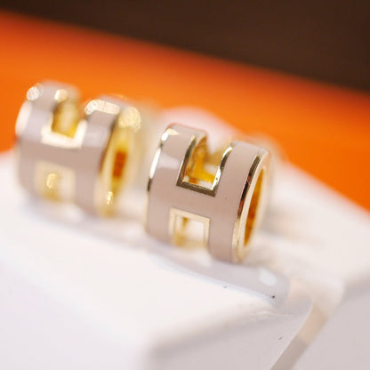 [Mystic]MINI POP H GOLD EARRINGS GREY