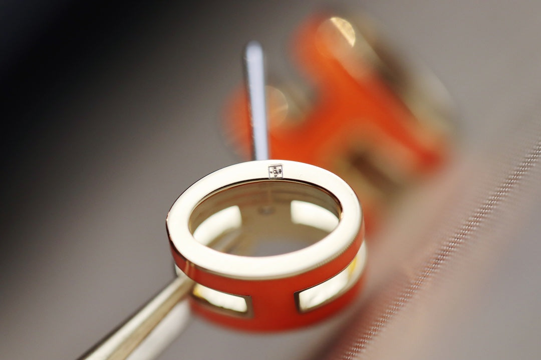 [Mystic]MINI POP H EARRINGS ORANGE