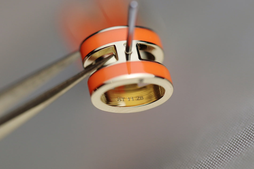 [Mystic]MINI POP H EARRINGS ORANGE