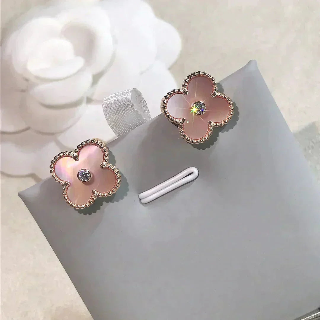 [Mystic]CLOVER MEDIUM 1 MOTIFS  PINK MOP DIAMOND EARRINGS