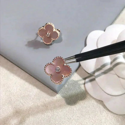 [Mystic]CLOVER MEDIUM 1 MOTIFS  PINK MOP DIAMOND EARRINGS