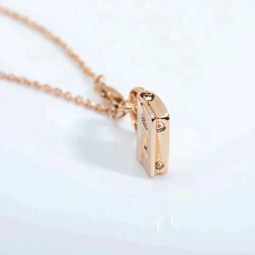 [Mystic]AMULETTE PEDANT ROSE GOLD NECKLACE