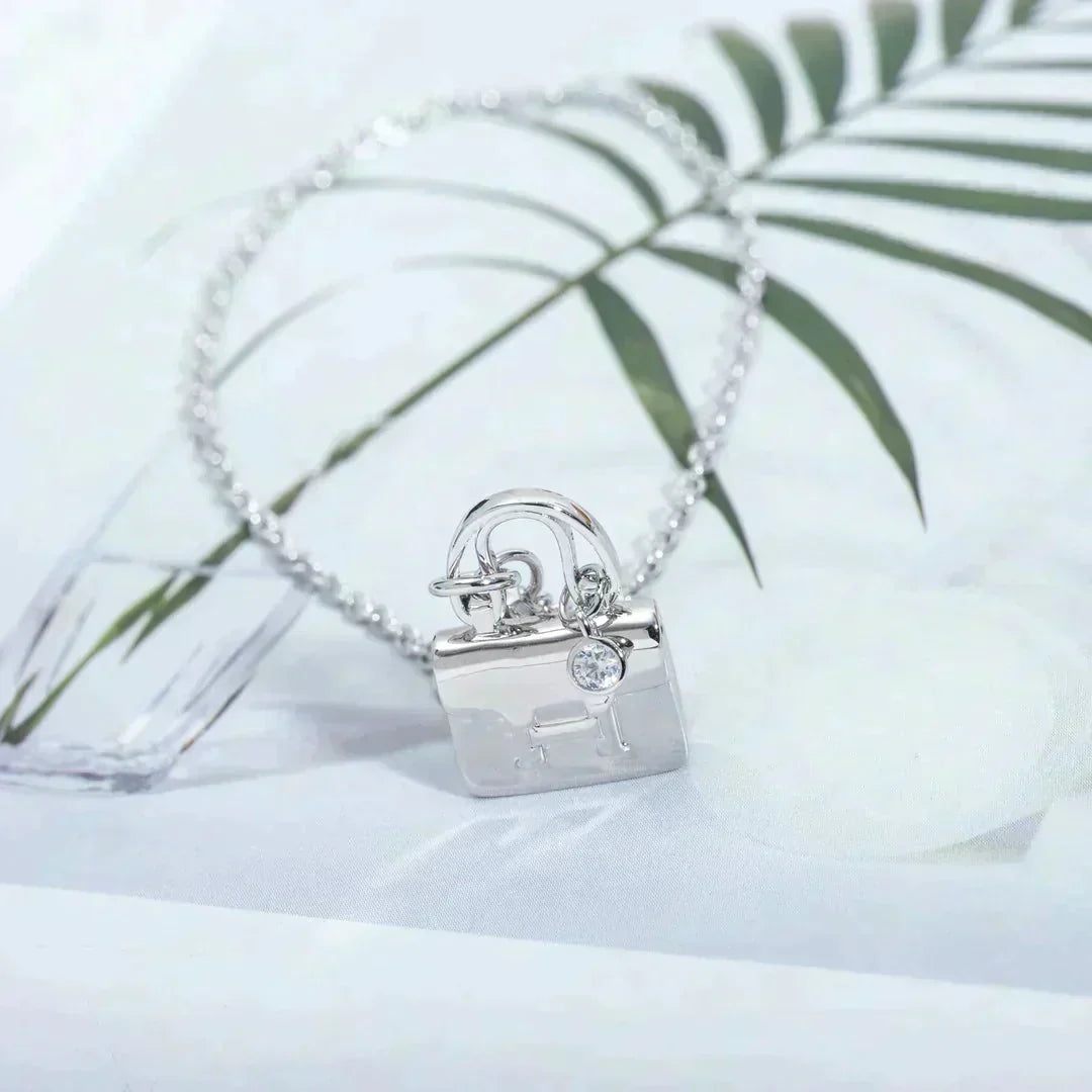 [Mystic]AMULETTE PEDANT SILVER NECKLACE