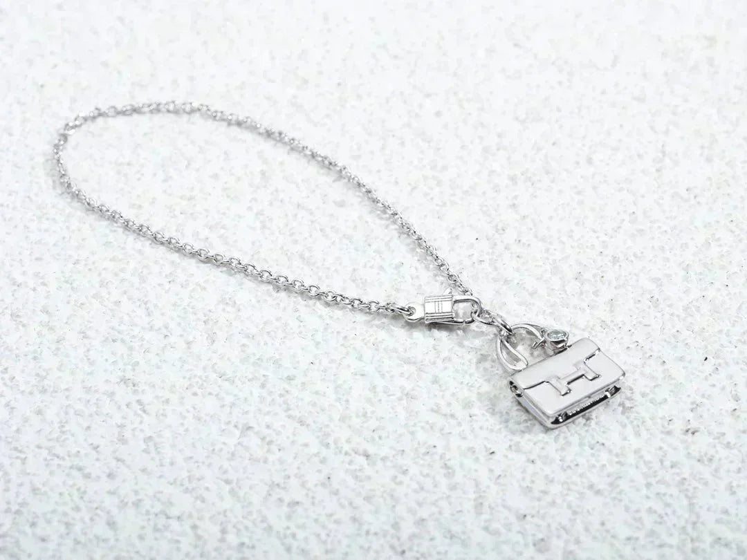 [Mystic]AMULETTE PEDANT SILVER NECKLACE