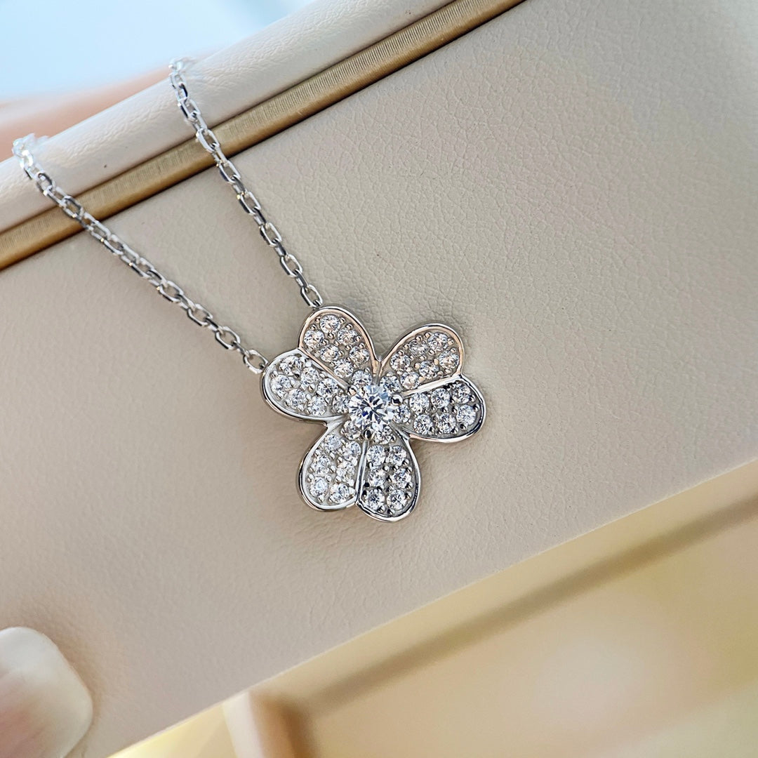 [Mystic]CLOVER DIAMOND NECKLACE SILVER