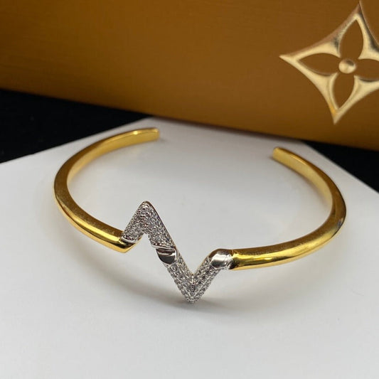 [Mystic Crown]VOLTE UPSITE DOWN DIAMOND GOLD OPEN BRACELET