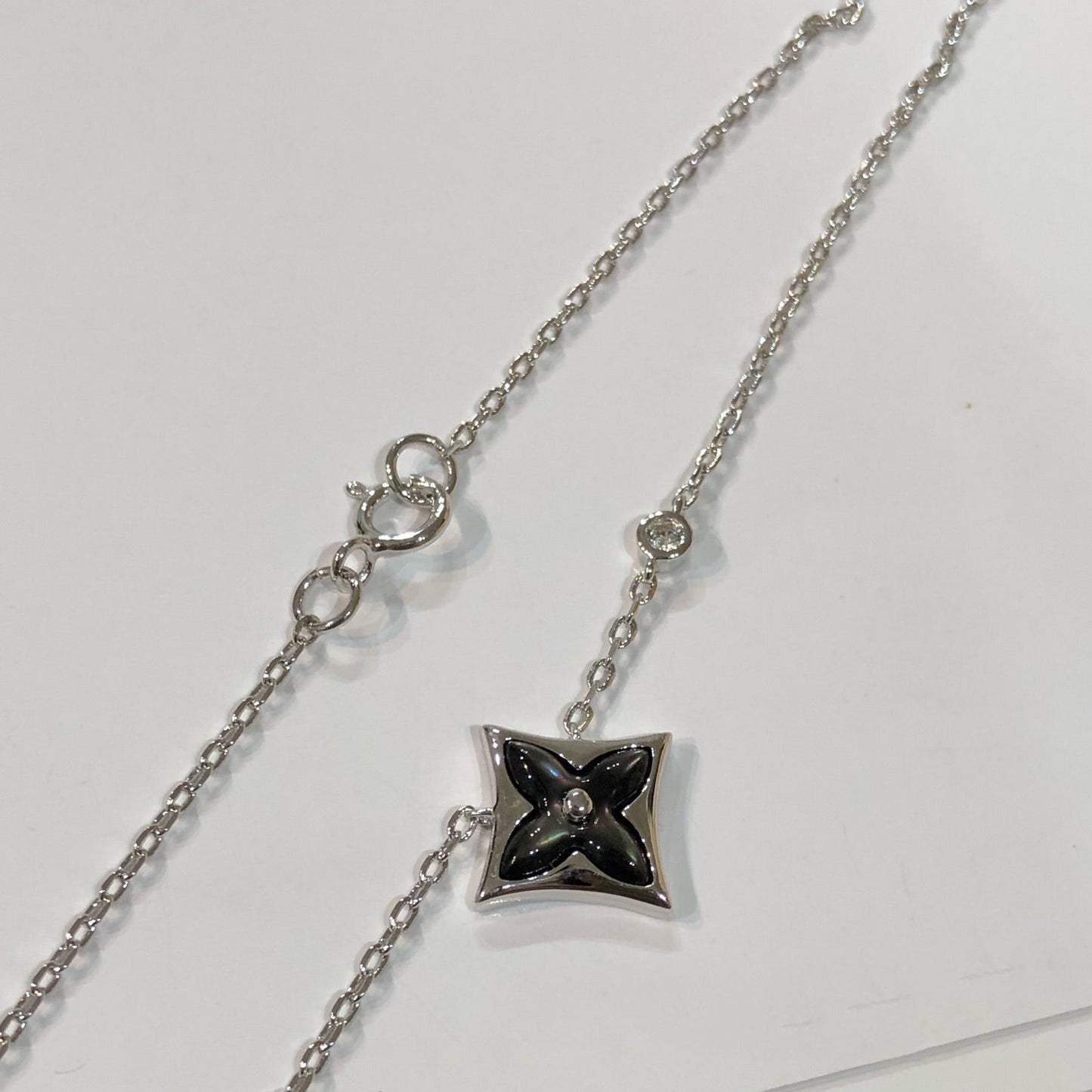 [Mystic]STAR BLACK MOP NECKLACE