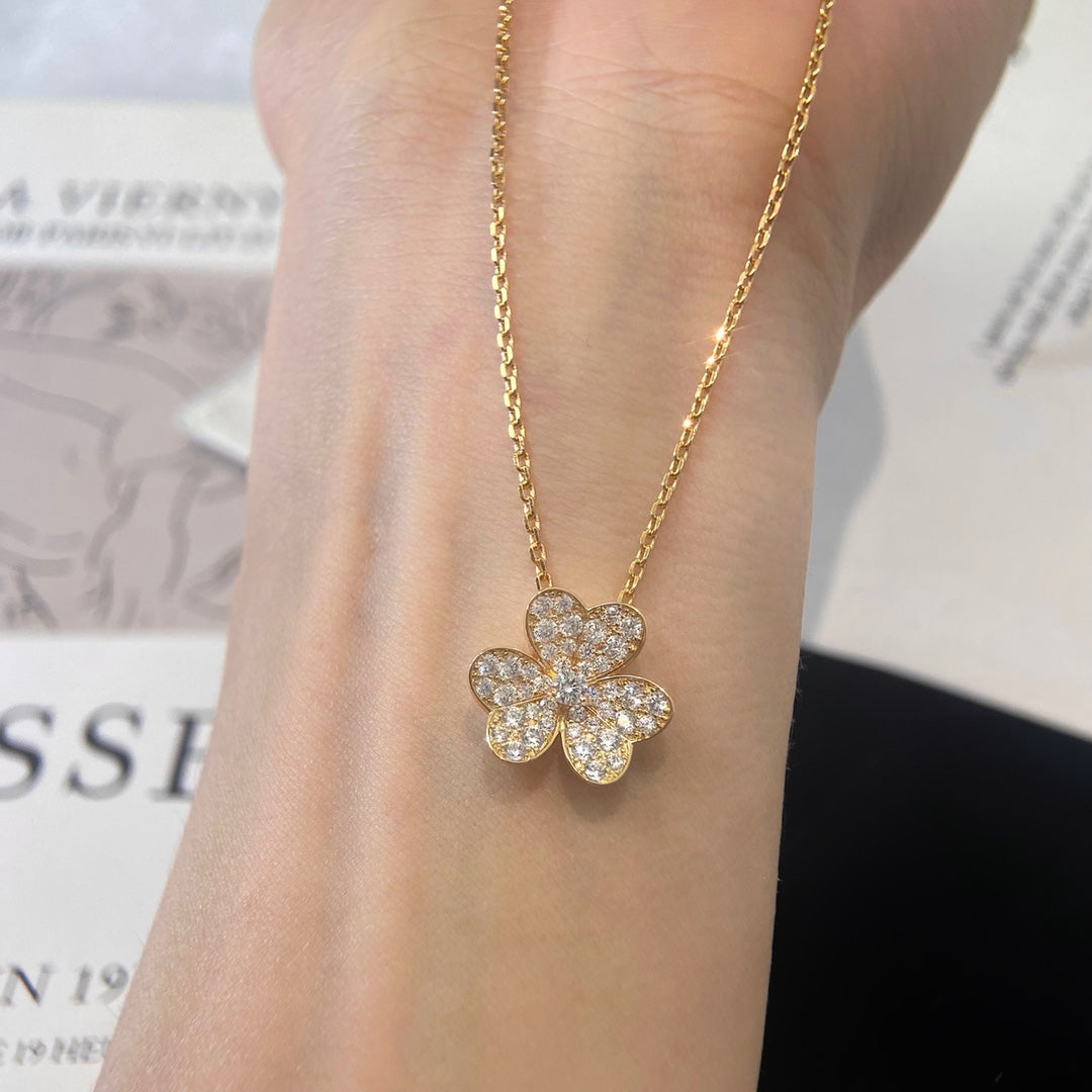 [Mystic]FLOWER DIAMOND NECKLACE