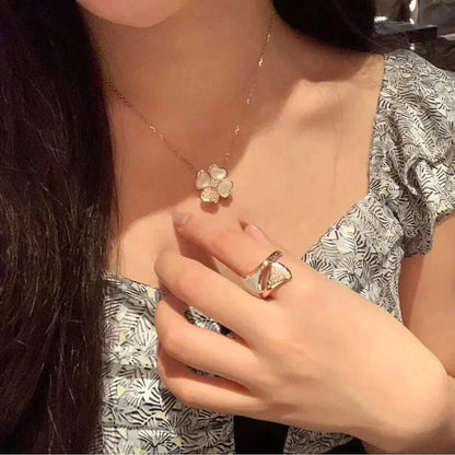 [Mystic]CLOVER MOP DIAMOND ROSE GOLD NECKLACE