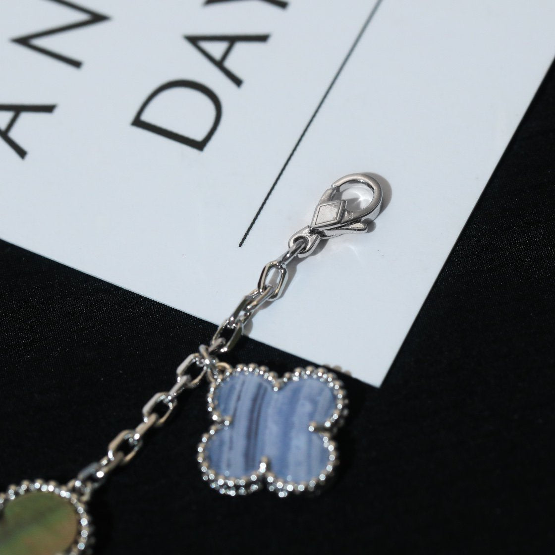 [Mystic]CLOVER BRACELET 5 MOTIFS MOP CHALCEDONY SILVER