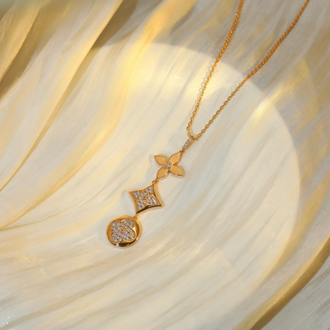 [Mystic]STAR AND SUN DIAMOND PINK GOLD NECKLACE