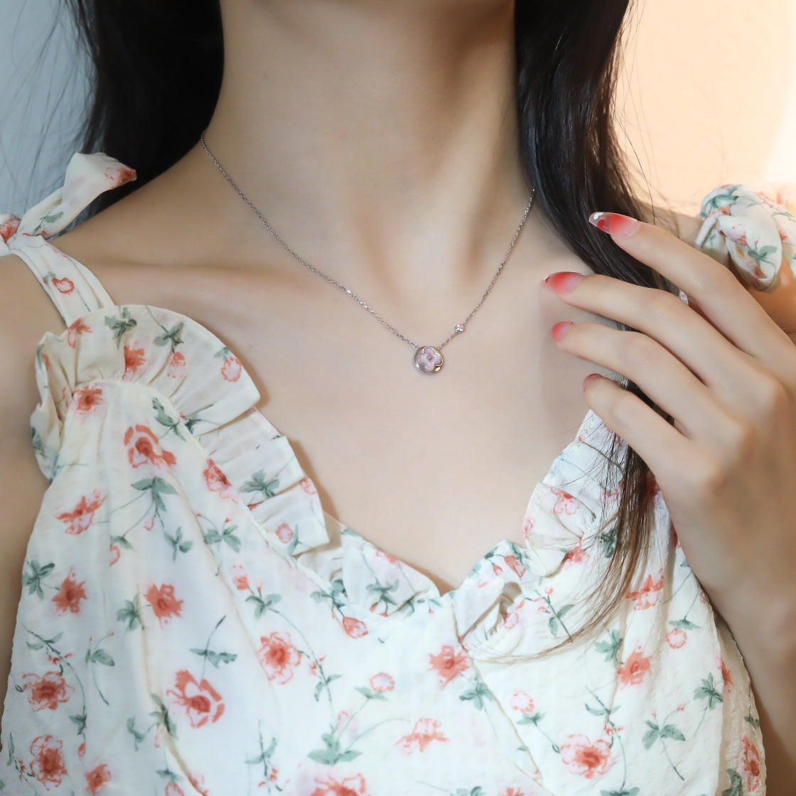 [Mystic]SUN PEDANT PINK GOLD 1 DIAMOND NECKLACE