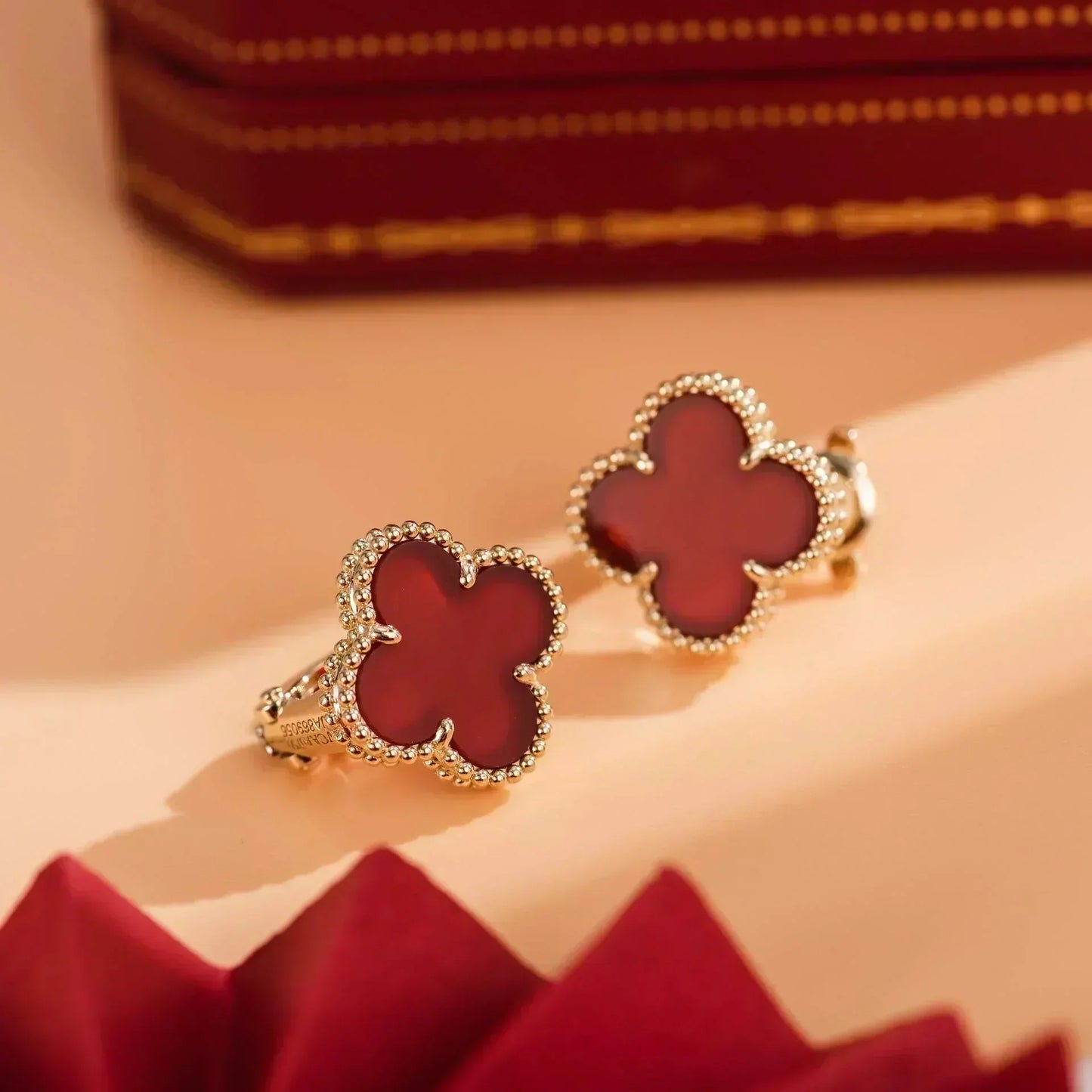 [Mystic]CLOVER MEDIUM 1 MOTIFS CARNELIAN  EARRINGS