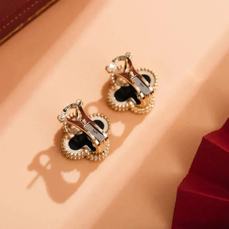 [Mystic]CLOVER MEDIUM 1 MOTIFS  ONYX STUD EARRINGS