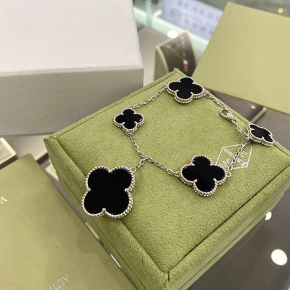 [Mystic]CLOVER 5 MOTIFS SIVLER ONYX BRACELET