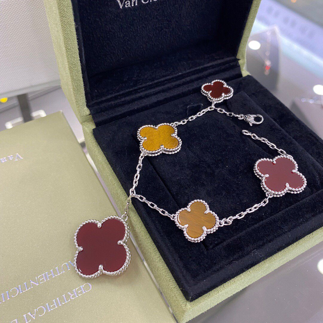 [Mystic]CLOVER 5 MOTIFS SIVLER CARNELIAN TIGER EYE BRACELET