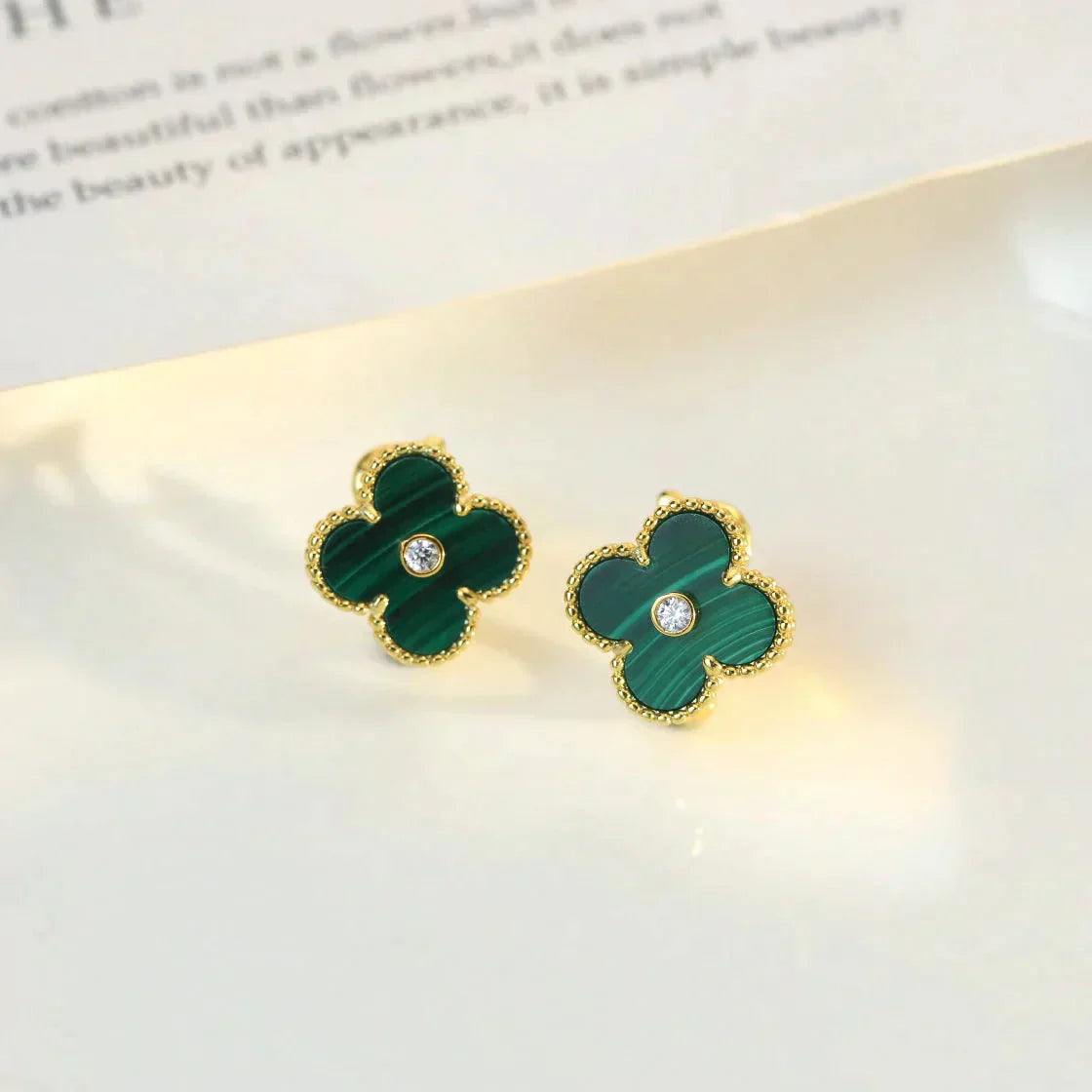 [Mystic]CLOVER MEDIUM 1 MOTIFS MALACHITE DIAMOND EARRINGS