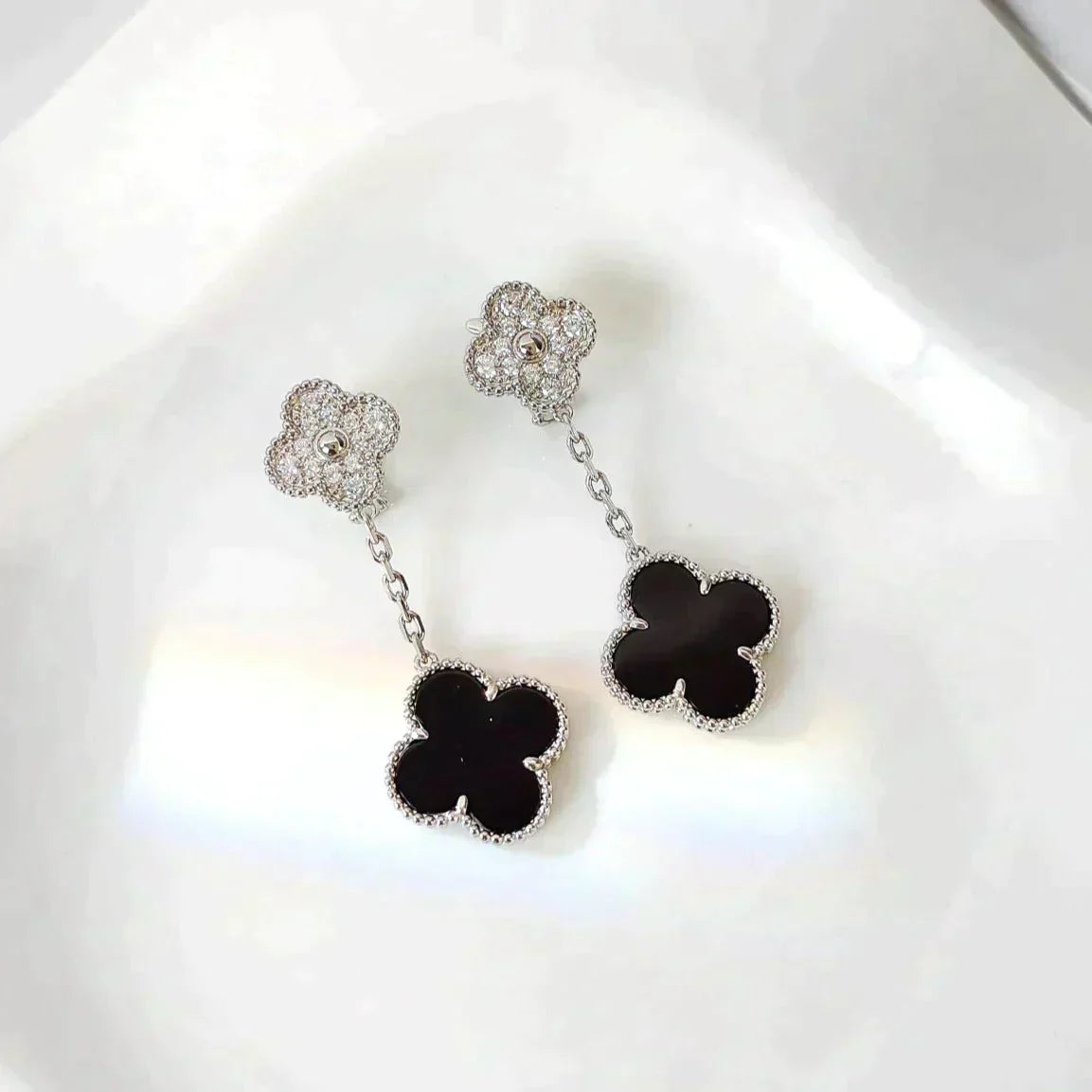 [Mystic]CLOVER 2 MOTIFS  DIAMOND ONYX EARRINGS SILVER