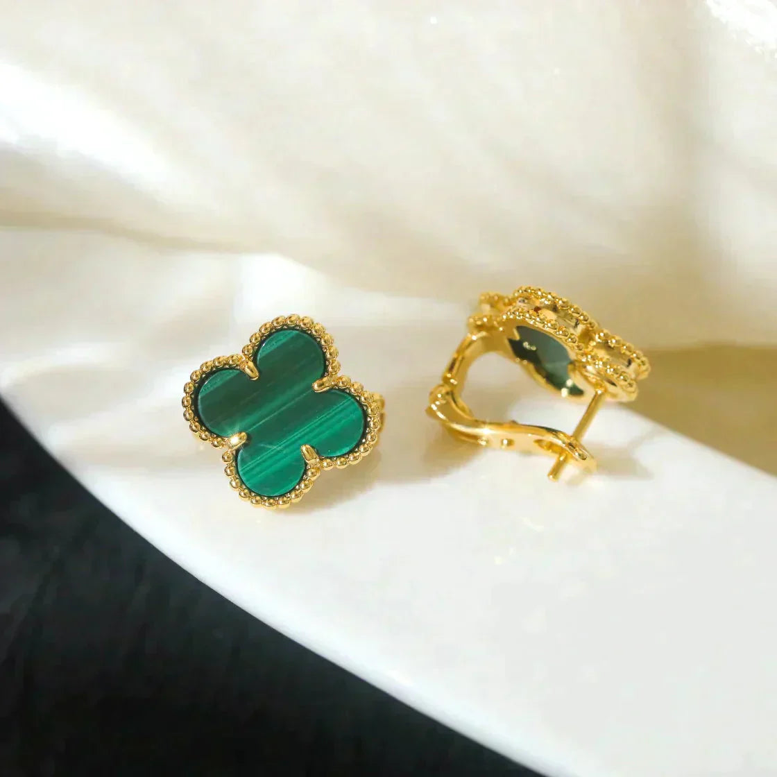 [Mystic]CLOVER MEDIUM 1 MOTIFS MALACHITE  EARRINGS