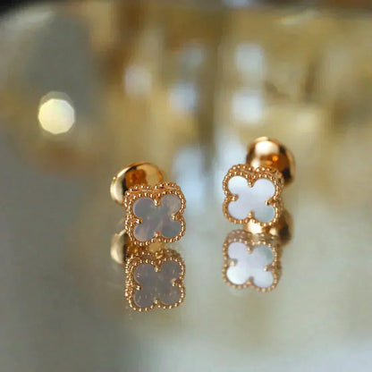 [Mystic]CLOVER MINI 9.5MM WHITE MOP EARRINGS
