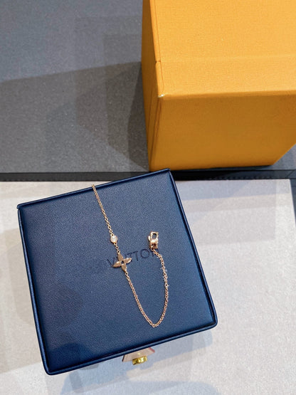 [Mystic]STAR DIAMOND PINK GOLD BRACELET