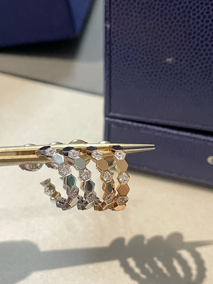 [Mystic]Hollow Design Four-Leaf Clover Flower Shape Ring