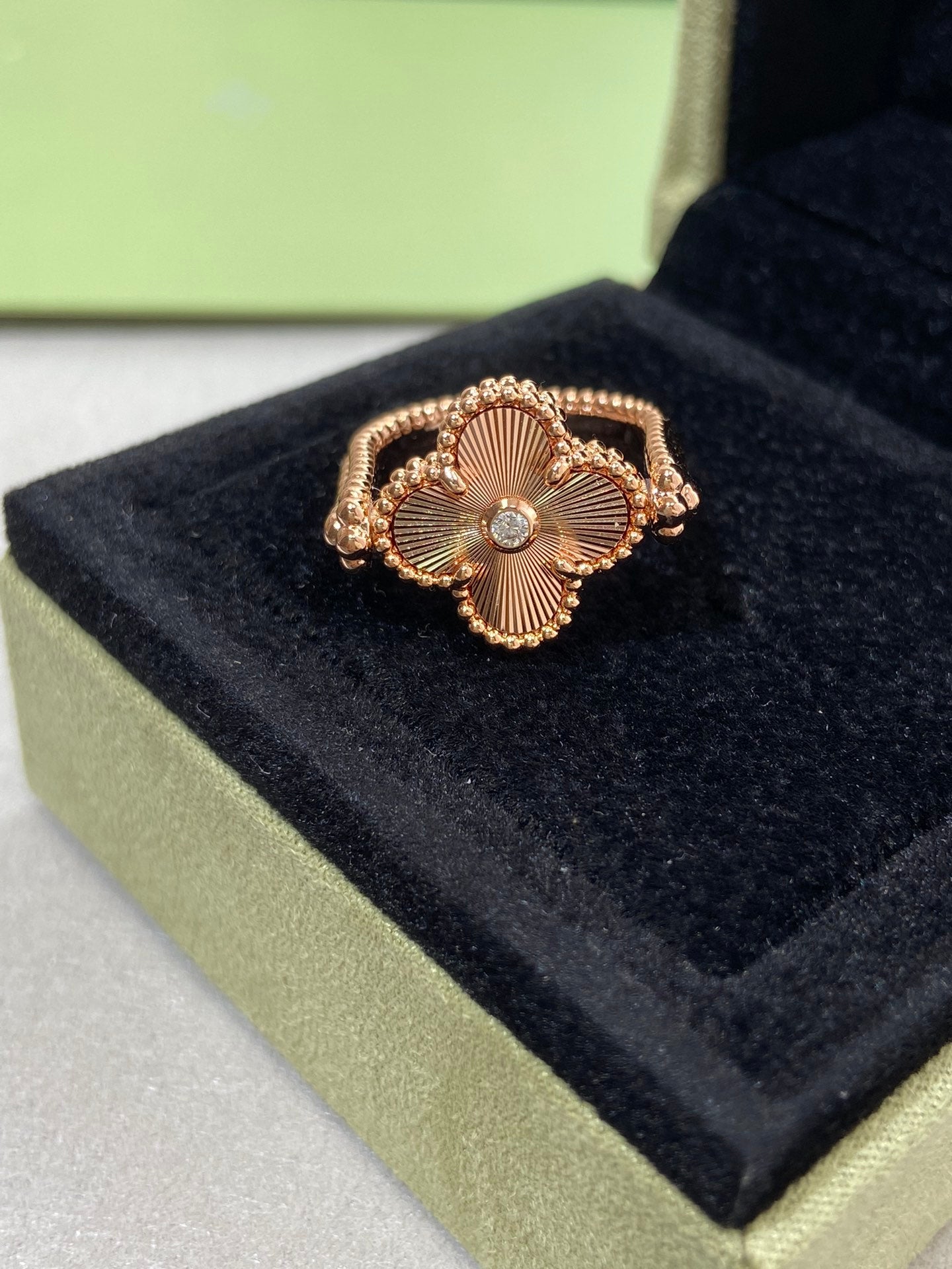 [Mystic Crown]CLOVER RIVERSIBLE ROSE GOLD RING