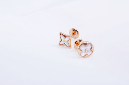 [Mystic]STAR AND SUN PINK GOLD MOP STUD EARRINGS