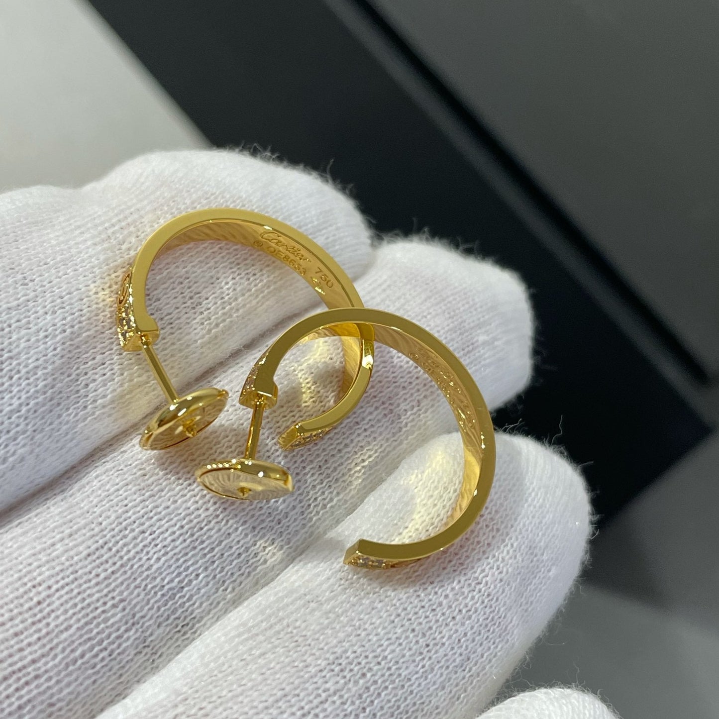 [Mystic Crown]LOVE DIAMOND GOLD HOOP EARRINGS