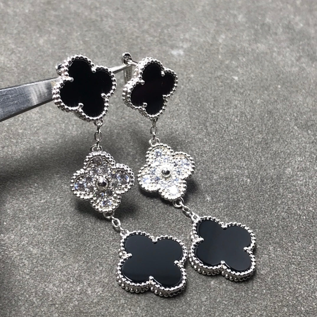 [Mystic Crown]CLOVER 3 MOTIF DIAMOND ONYX SILVER EARRINGS