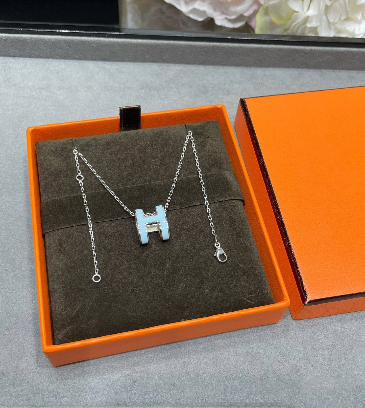 [Mystic]POP H SKY BLUE NECKLACE