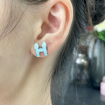 [Mystic]POP H SKY BLUE STUD EARRINGS