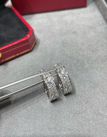 [Mystic]LOVE 5.5MM DIAMOND PAVED EARRINGS