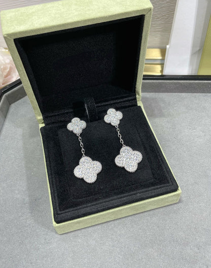 [Mystic]CLOVER 2 MOTIFS DIAMOND PAVED SILVER EARRINGS
