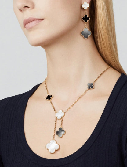 [Mystic Crown]CLOVER 3 MOTIF MOP ONYX DARK MOP PINK GOLD EARRINGS