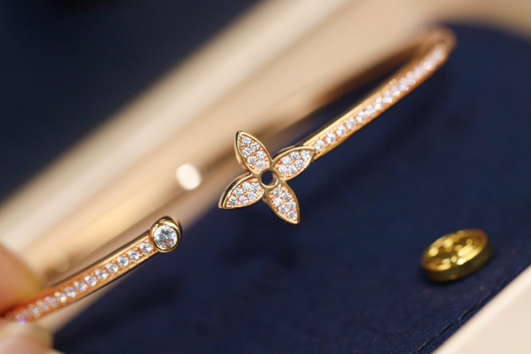 [Mystic]IDYLLE PINK GOLD OPEN BRACELET DIAMOND PAVED