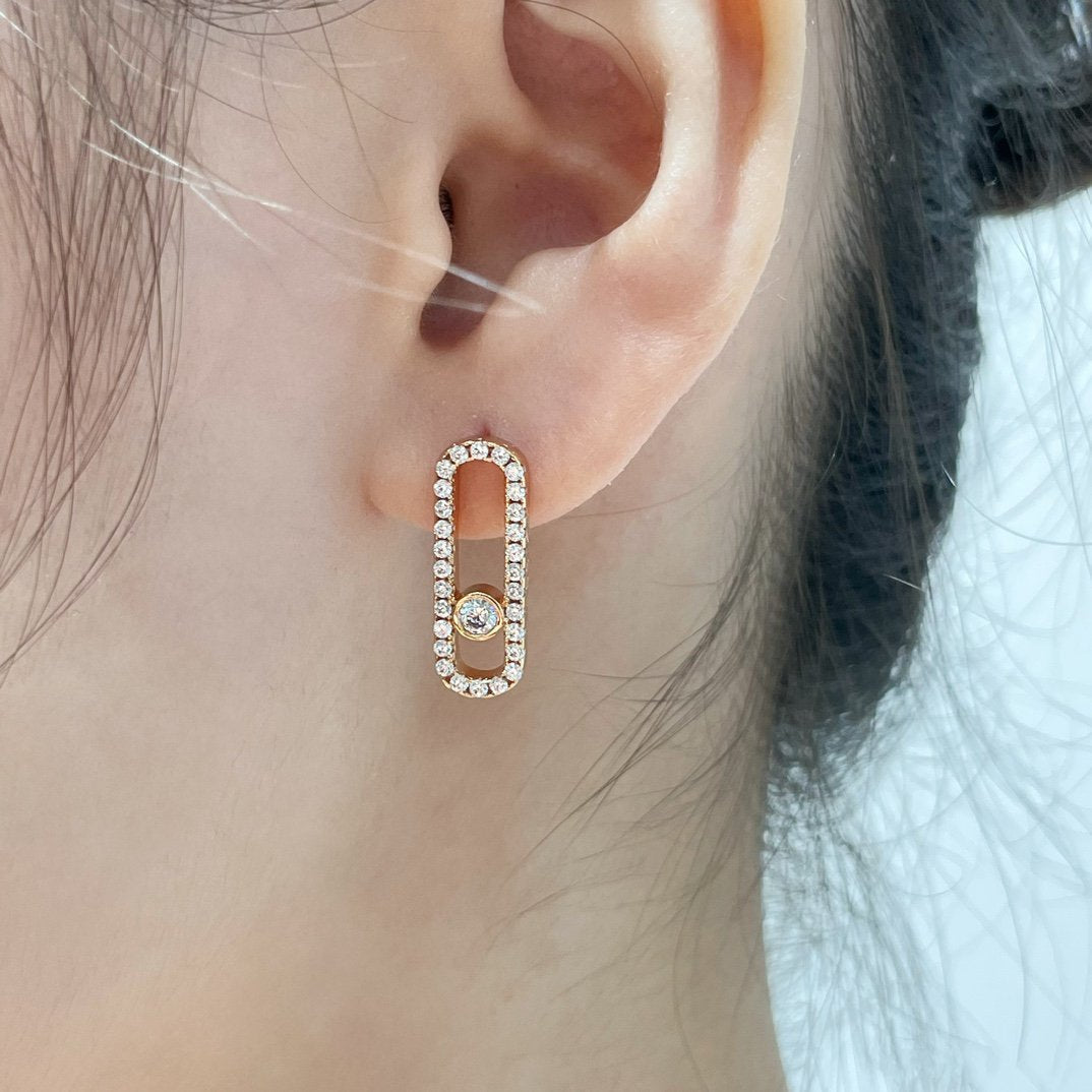 [Mysitc] MOVE UNO STUD DIAMOND PAVED EARRINGS