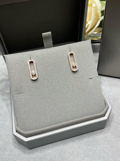 [Mysitc] MOVE UNO STUD DIAMOND PAVED EARRINGS